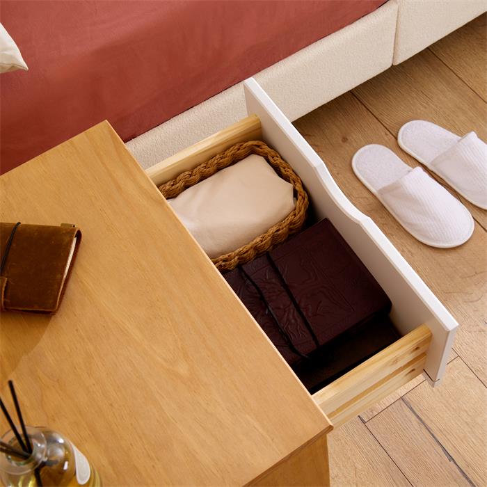 Nachttisch COLIMA mit zwei Schubladen, Kiefer natur & weiß lackiert